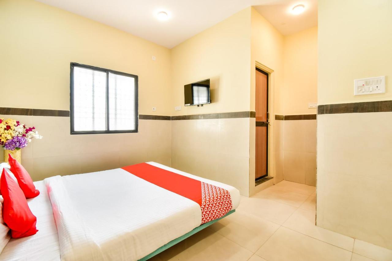 Oyo Hotel Karemore Celebration Bhandāra Exterior photo