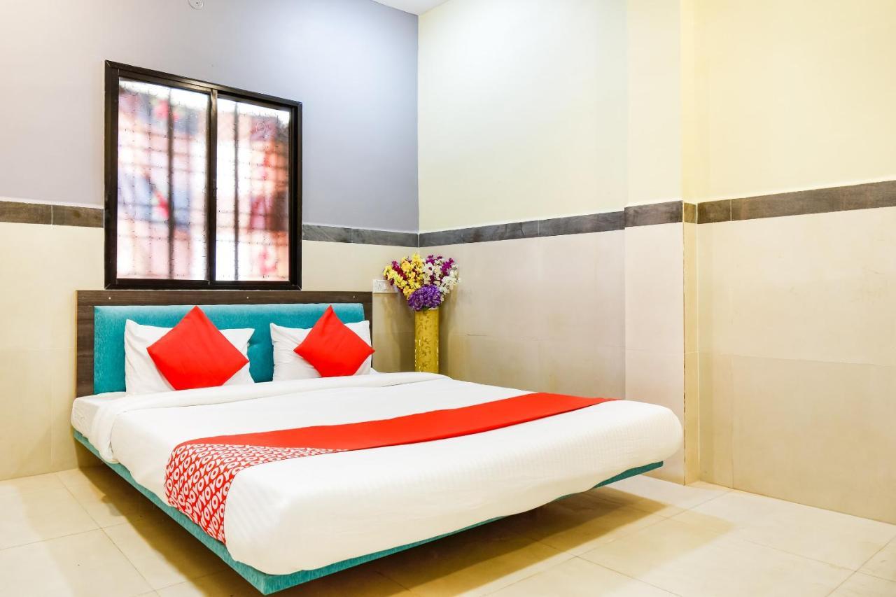Oyo Hotel Karemore Celebration Bhandāra Exterior photo