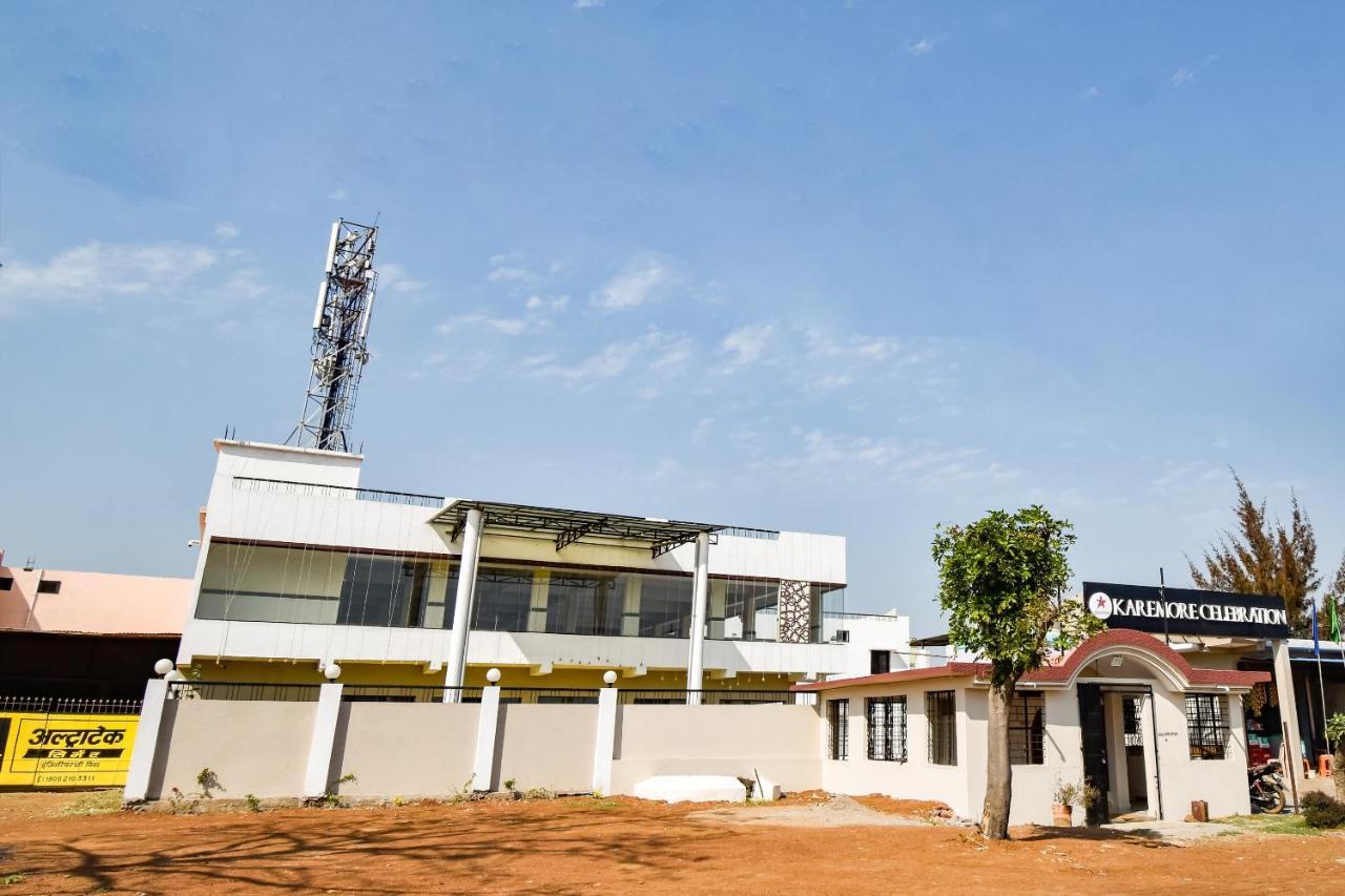 Oyo Hotel Karemore Celebration Bhandāra Exterior photo